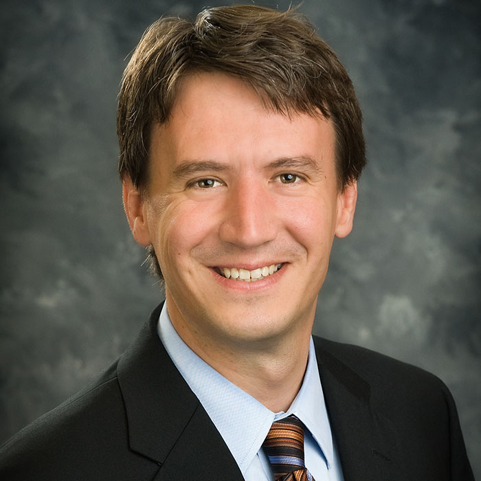 Headshot of Thomas W. Alderson II, M.D., Stormont Vail Health Nephrologist